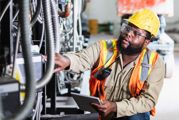 Best Electrical Contractors for Businesses  in Dilkon, AZ